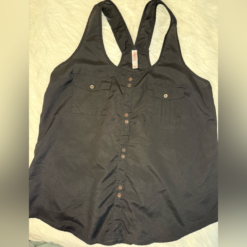 Black Sleeveless top